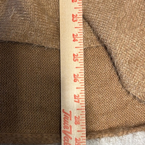 Elegant Open-Front Camel Cardigan - Picture 4 of 9